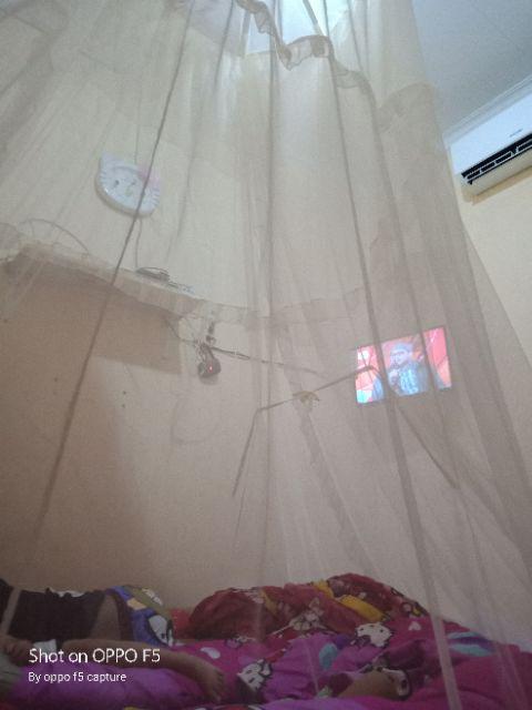 Kelambu Gantung Tile Triple Poni