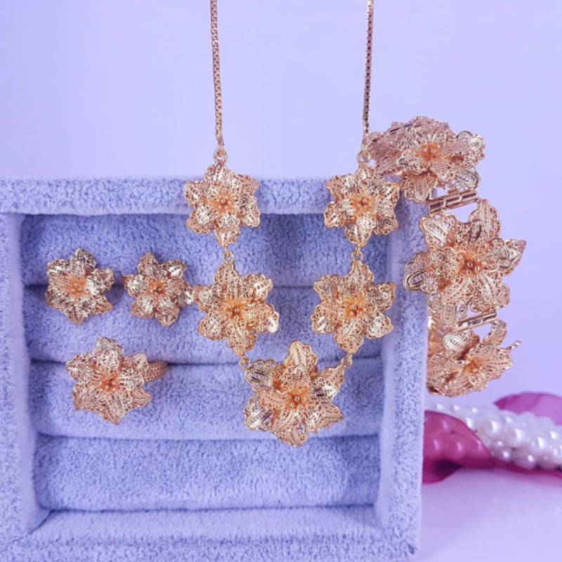 perhiasan set kendari