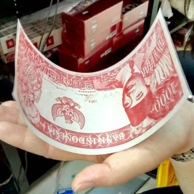 1000 SOEKARNO 1964 BISA MELENGKUNG