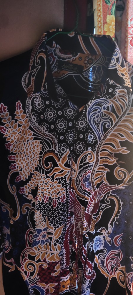 Agrapana Baju Batik Pria Lengan Panjang Batik Premium Kemeja Batik Pria Lengan Panjang Modern Gora