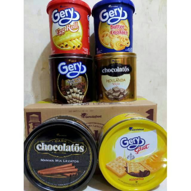 

Kue kaleng Gery eggroll butter cookies chocolatos saluut. Gery chocolatos. Gery classic