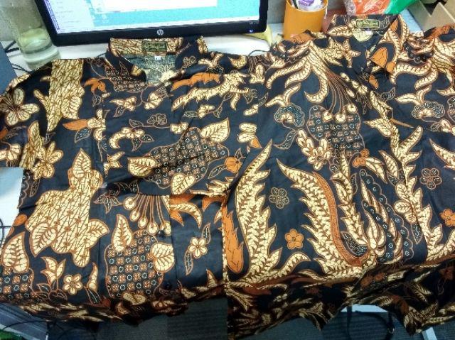 Couple Seragam Batik Blouse Dan Kemeja Kerja