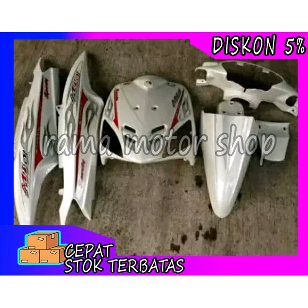 FULL BODY HALUS YAMAHA MIO SPORTY WARNA PUTIH MUTIARA + STIPING