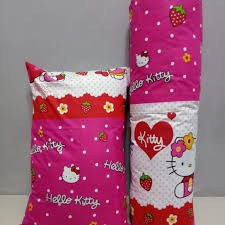 paket sarung bantal dan sarung guling motif karakter hello kitty
