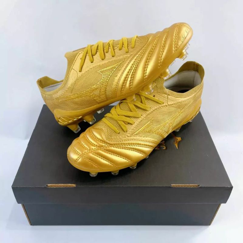 Sepatu Bola Mizuno Morelia Neo 3 Beta Elite Gold FG