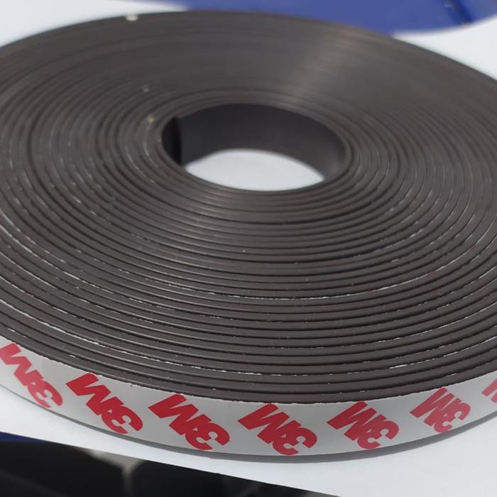 Magnet strip 3M 15 mm x 5 m