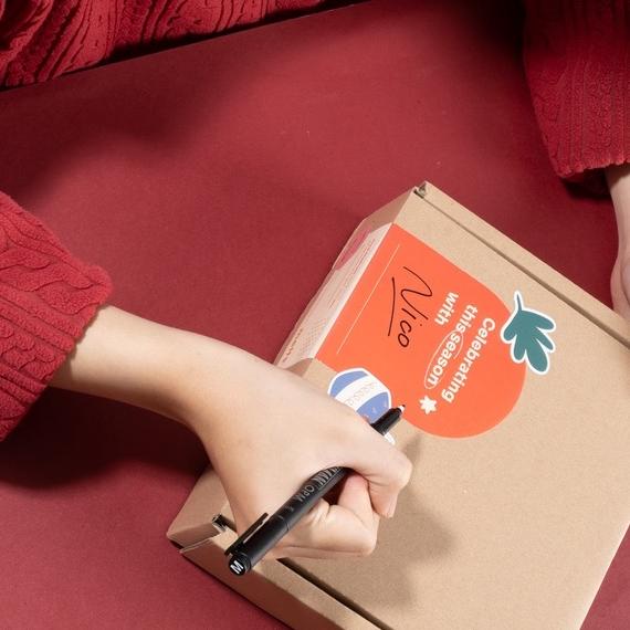 

Stok Banyak.. MELTS Mini Youthful Hamper W7A