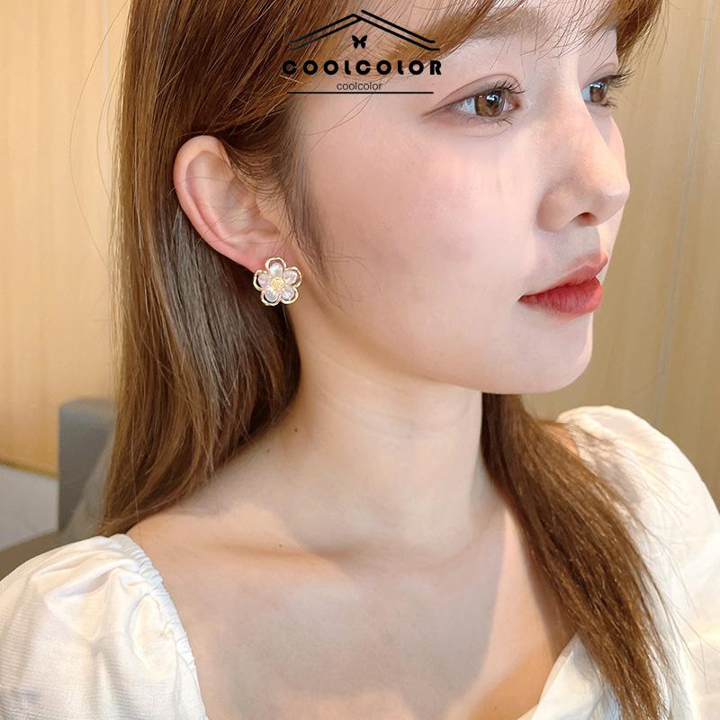COD✨Anting Bunga Korea Kecil Sepasang Flower Stud Earrings Emas Anting Tusuk Motif Vintage Fashion Impor Murah Aksesoris Wanita