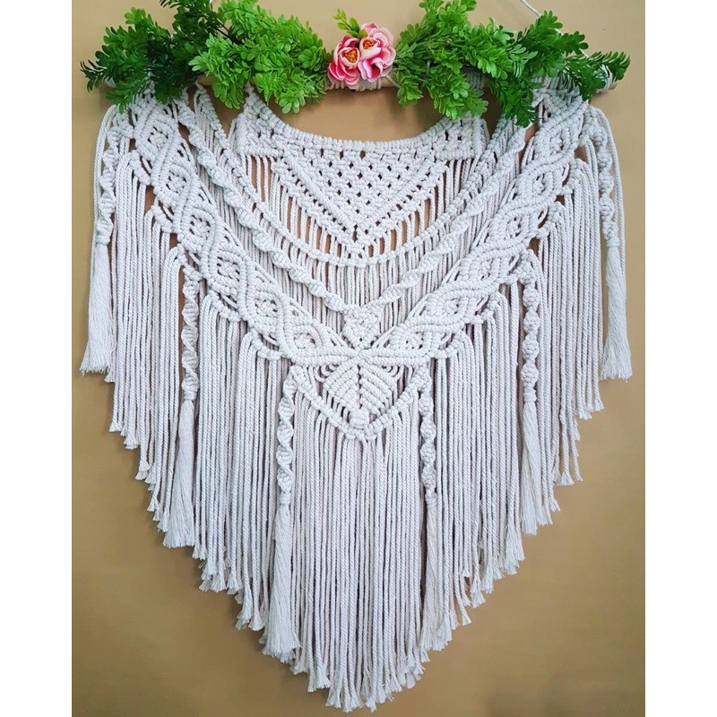 macrame/ macrame daun/ macrame besar/ macrame dengan hiasan daun artifisial/ macrame putih natural