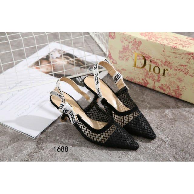 Sepatu HEELS 1688