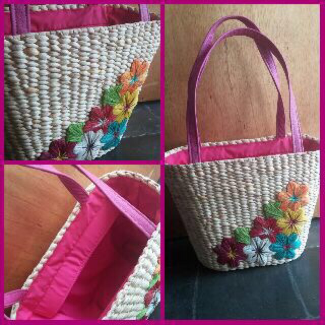 Tas enceng ember sulam