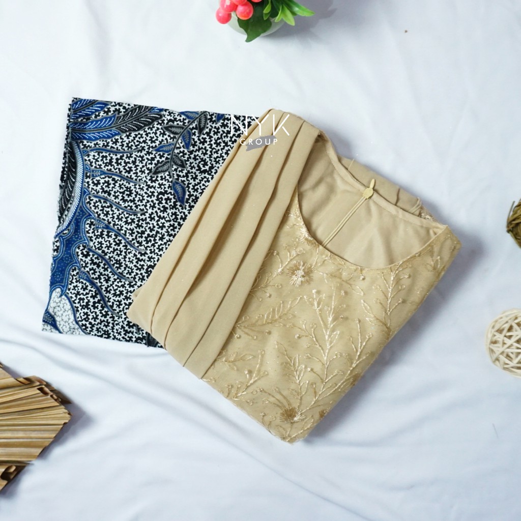 APTA BATIK _ COUPLE BATIK PINGUIN SELENDANG PAYET ANJELLA HAUW-CREAM