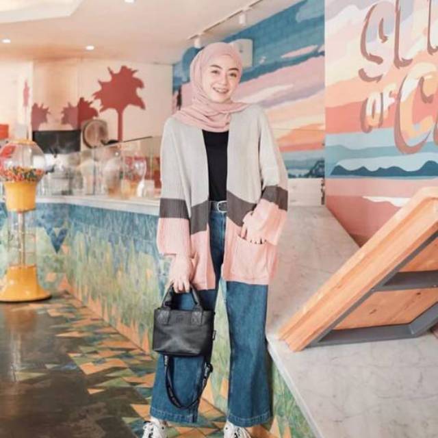 Kardigan Cameroon trhee tone cardy rajut