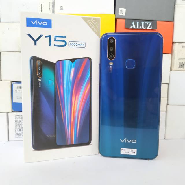 Vivo Y15 ram 4 internal 64 gb second