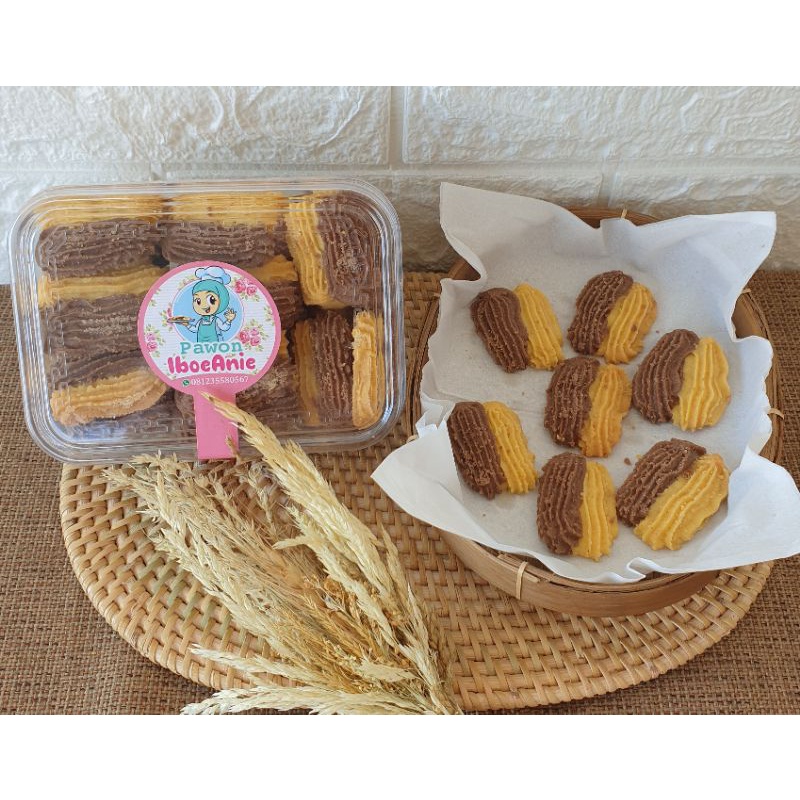 

Semprit layer coklat vanilla