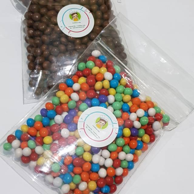 

Caca biskuit coklat warna warni