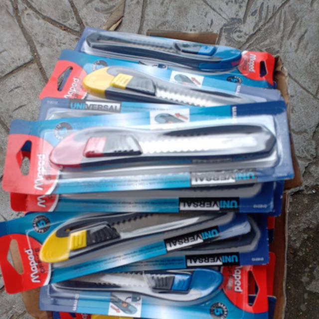 

Cutter besar Maped