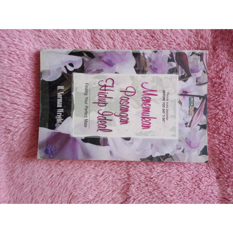 

buku rohani kristen menemukan pasangan yang ideal