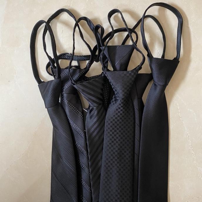 DASI PRIA DASI HITAM LANGSUNG PAKAI