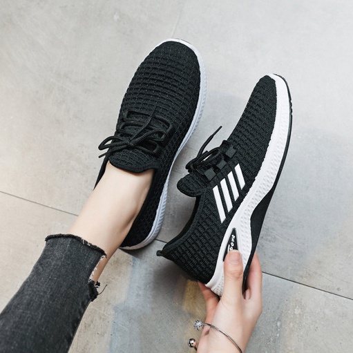 Sepatu Sneakers Olahraga wanita ~ sepatu kets cewek viral embos - Motif Bergaris Trending - A-8-2