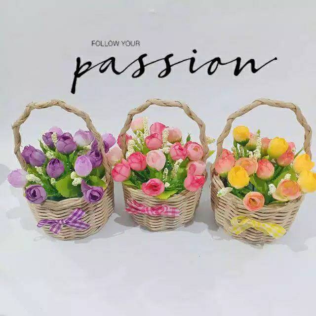 PB48 Bunga Mawar Plastik / Pot Keranjang Bunga Mawar Plastik