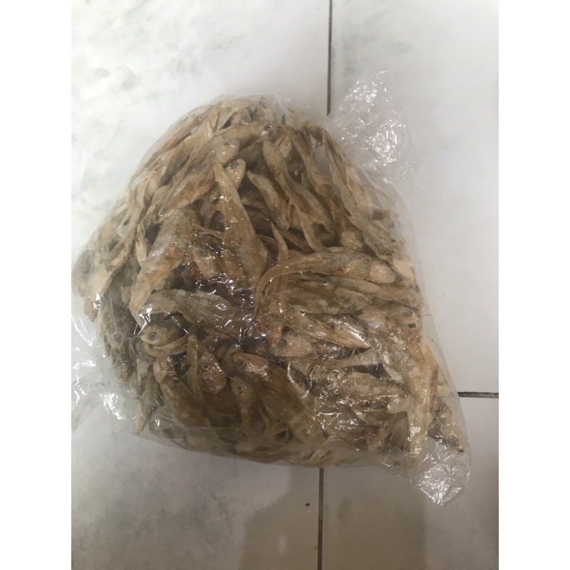 

Ikan asin Bulu ayam 250gram