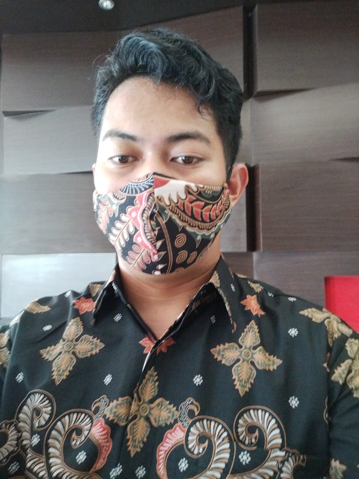 Baju Batik Solo Premium Pria Lengan Panjang Produksi Batik Aluna Pcw086