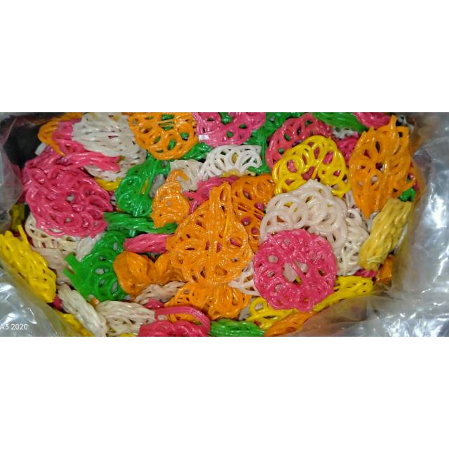 

Kerupuk mawar warna warni mentah 250 gr