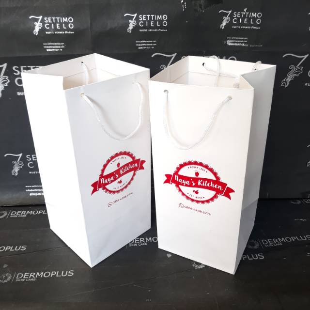 

Edisi paperbag ivory custom, ukuran dan desain suka2..