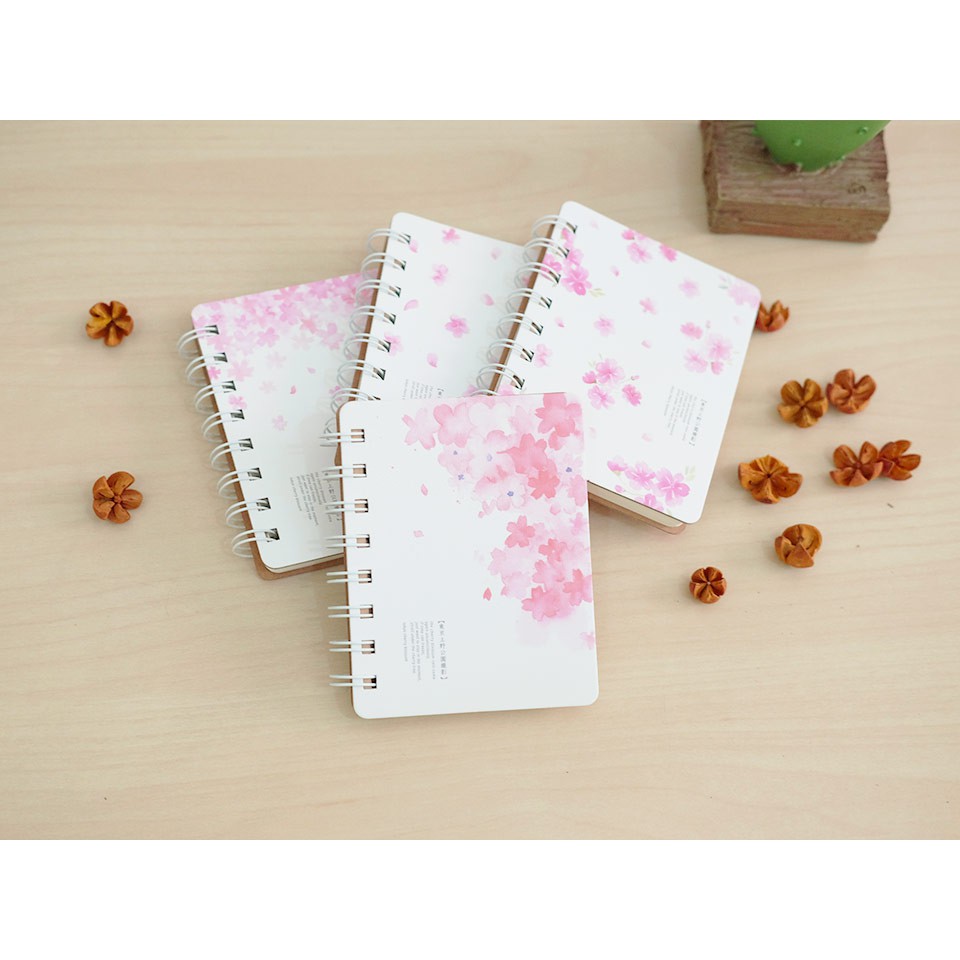 

Buku Catatan Mini Sakura Flower Spiral Ruled Notebook A7 Eym House