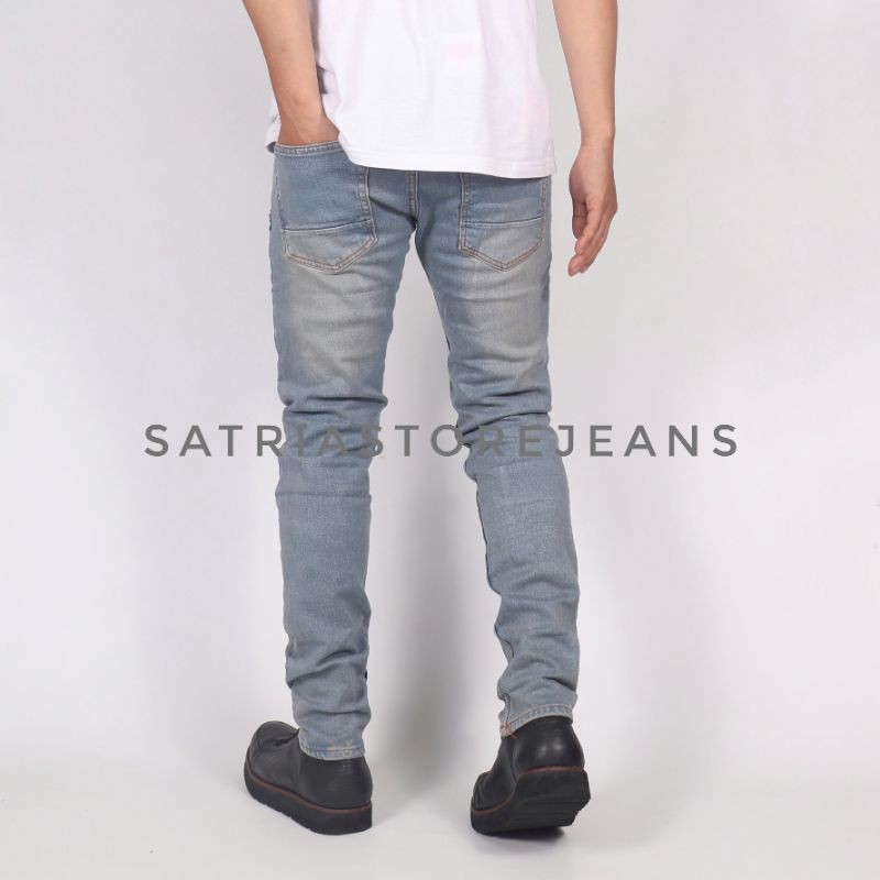 Celana jeans pria