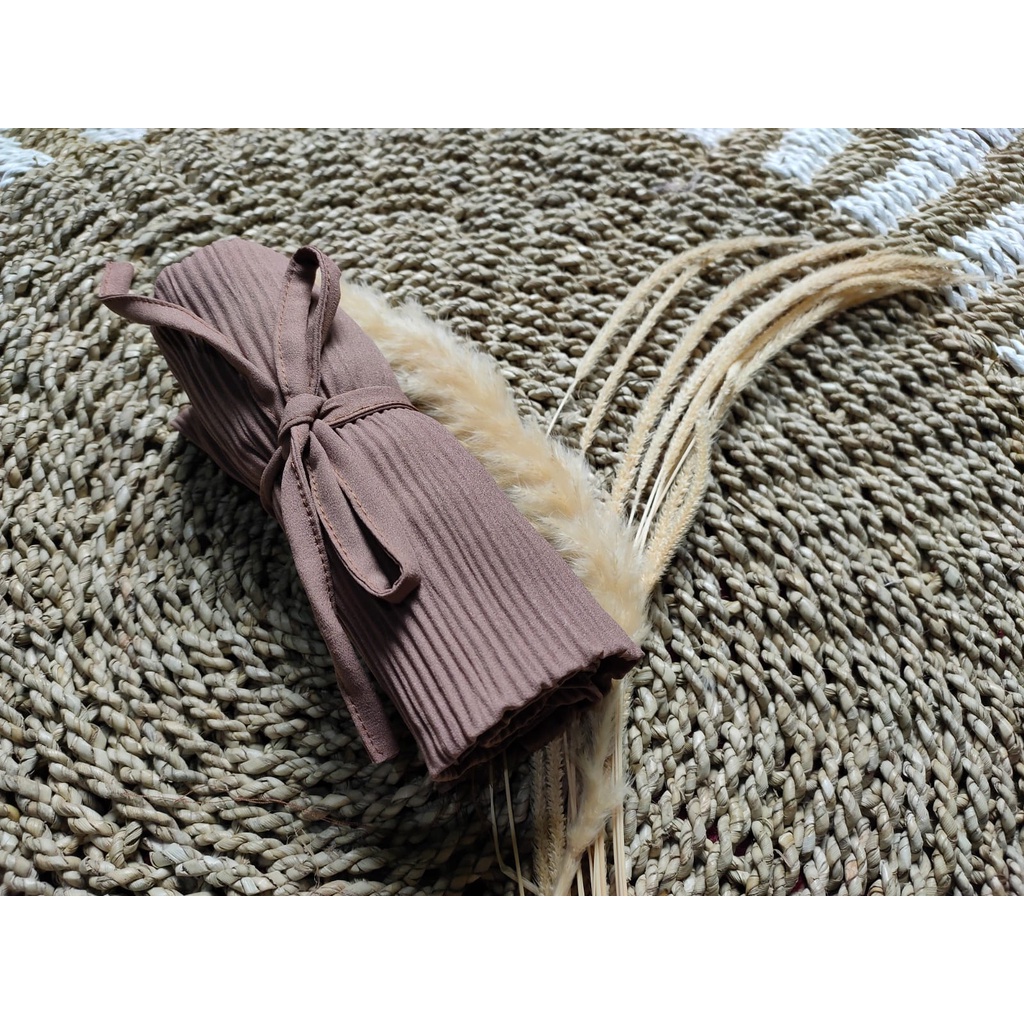 PASHMINA FULL PLISKET ZIPPER RESLETING/ PASHMINA ZIPPER RESLETING DIAMOND BY IZZA-MILO