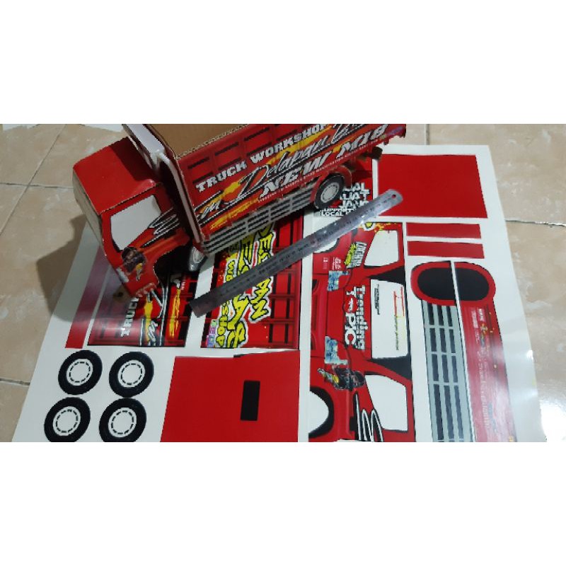 stiker truk trending topic