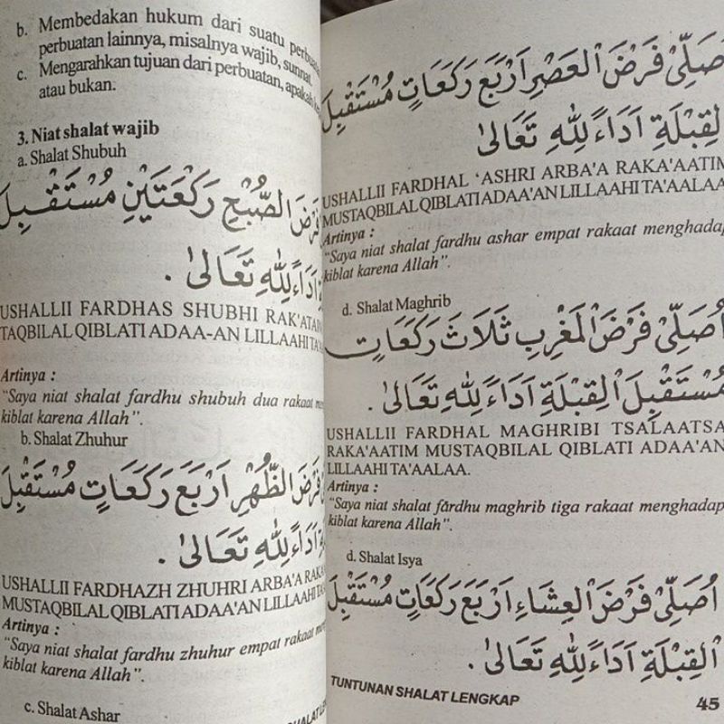 Buku Tuntunan Shalat Lengkap disertai Asmaul Husna Dzikir dan Wirid