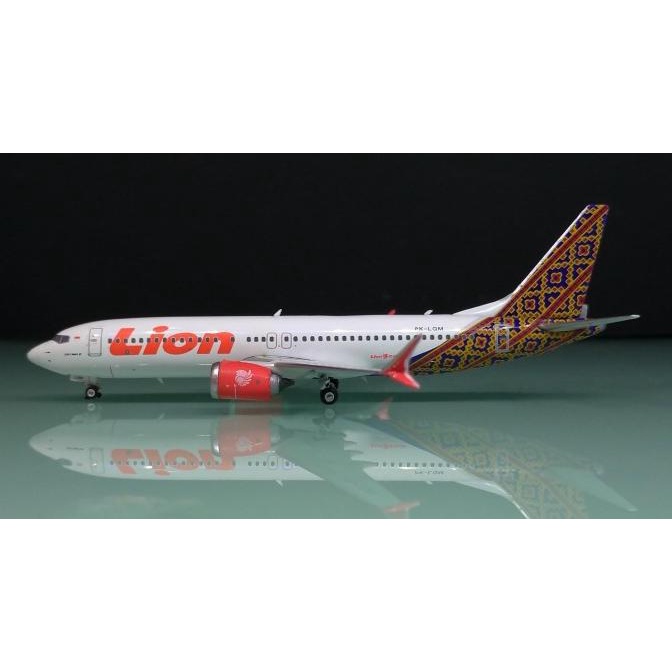 Diecast Pesawat Lion Air B737-Max8 PK-LQM Phoenix 1:400