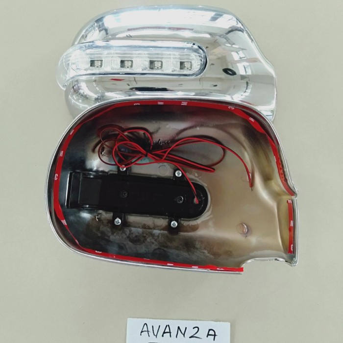 Cover spion lampu mobil Xenia manual. spion cover