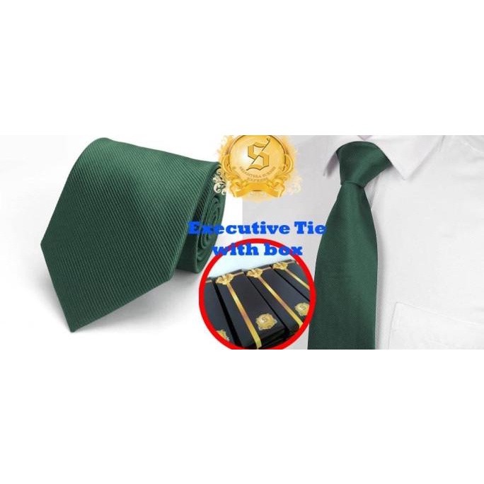 Dasi Kantor Import Pria Warna Hijau Tua Motif Garis Halus