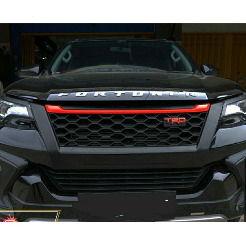Grill All new Fortuner vrz 2016 - 2019 list merah
