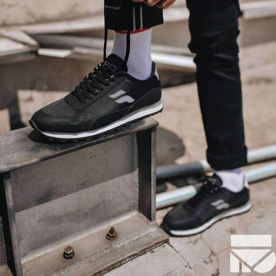 Sepatu Sneakers Kanvas Kets Running Sport Pria Cowok Men Footwear |Fusion Black| FORIND x FSTP