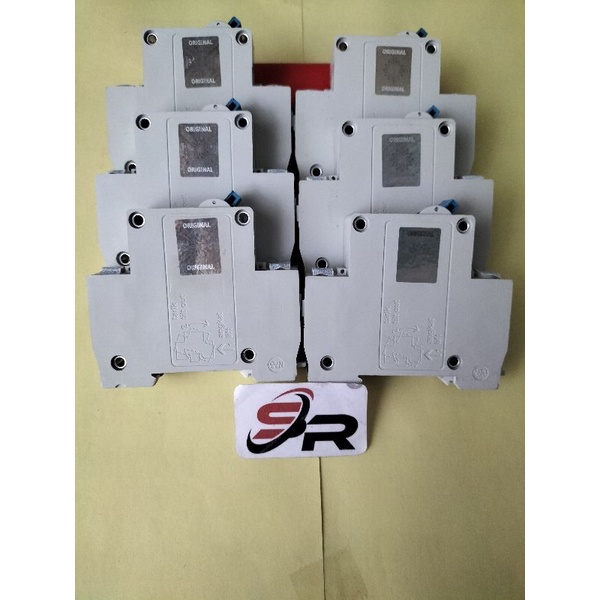 NCB MERLIN GERIN MULTI 9 ,230/400V,50 Hz SETANDAR PLN KUAT BEBAN BESAR DAN TAHAN LAMA 3-4-5-7 TAHUN  Di ORIGINAL