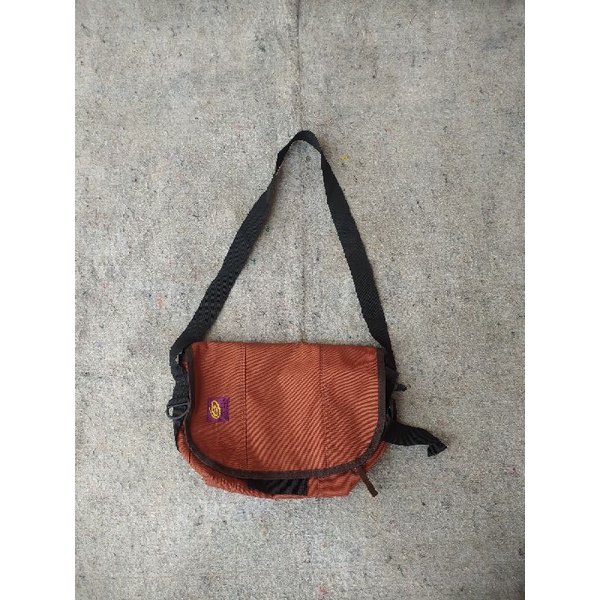 Sling bag timbuk2
