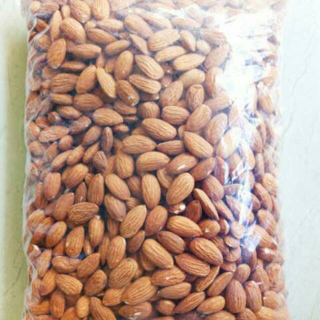 

Raw Kacang Almond 1 kg