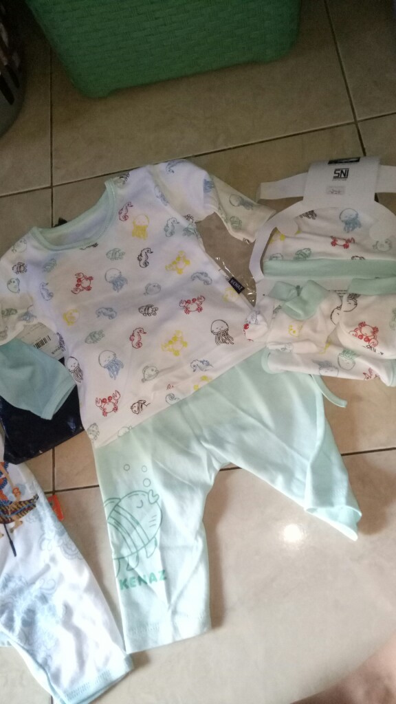 (random) Baby Lona Jumper Anak Bayi Fashion Motif Batik Girl 3-6 Bulan