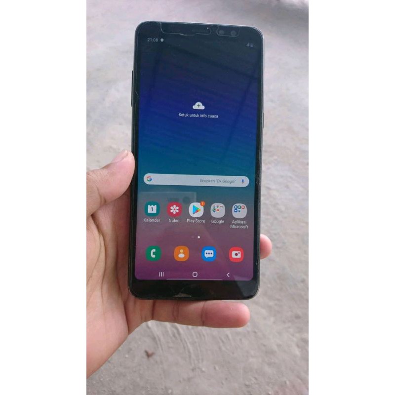 samsung a8+ 6/64
