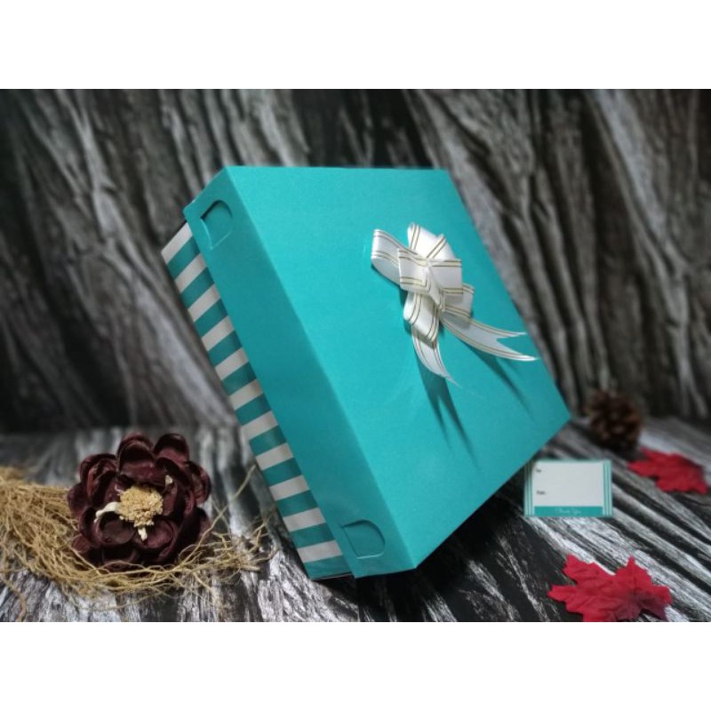 

cakebox ecer @5pcs