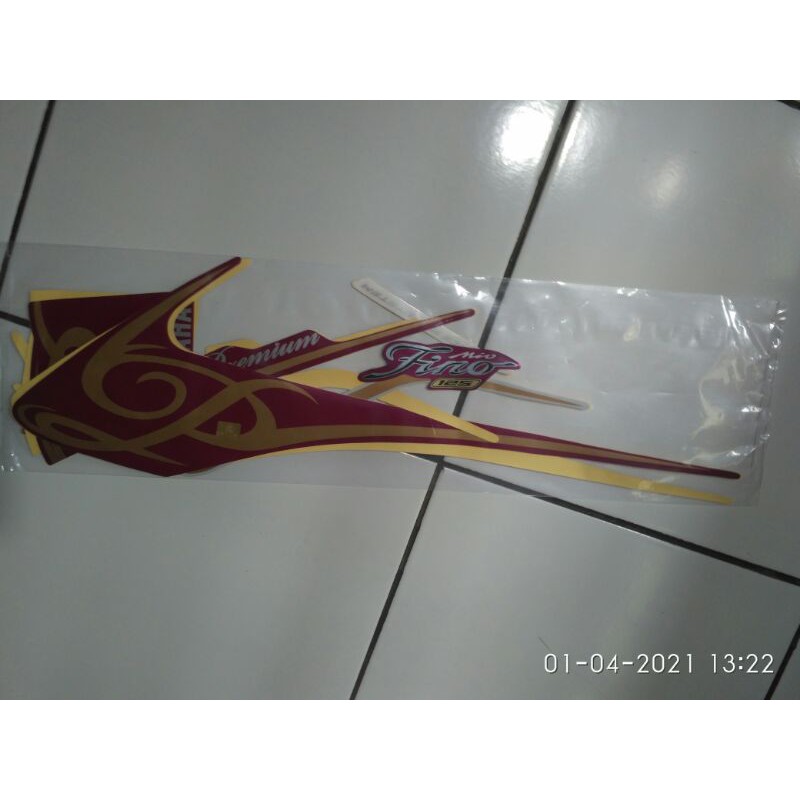 Striping Fino 125 2017 Ungu Putih