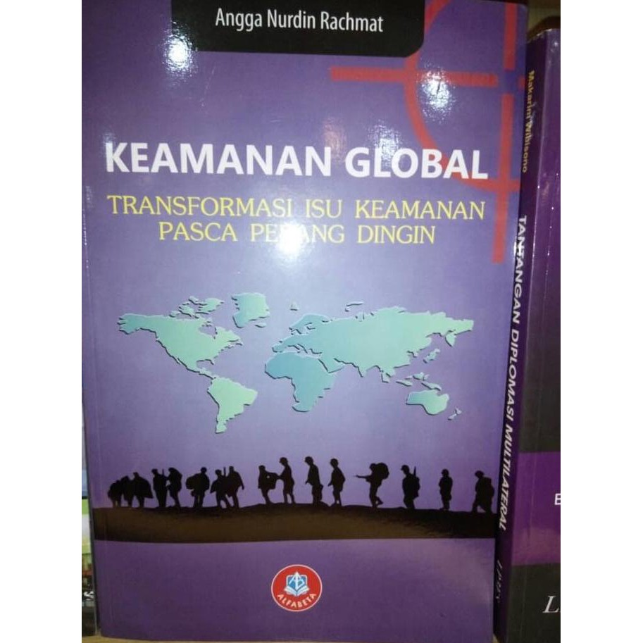  Menjelajahi Labirin Keamanan Dunia: Tantangan Global di Abad ke-21