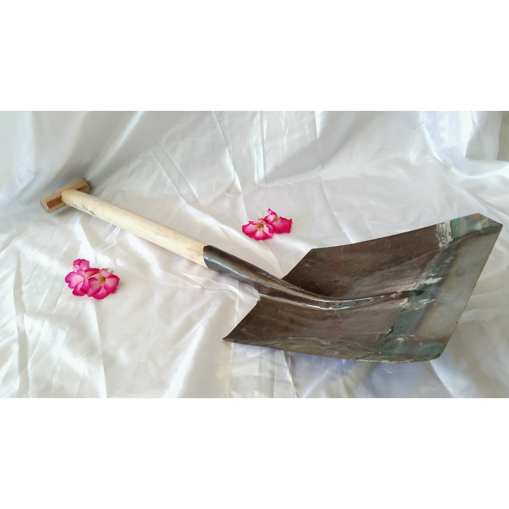 Sekop Pasir Tanah Besar / Sekop Taman Kebun / Skop Berkebun Tanah Besar Kuat, Murah dan berkualitas