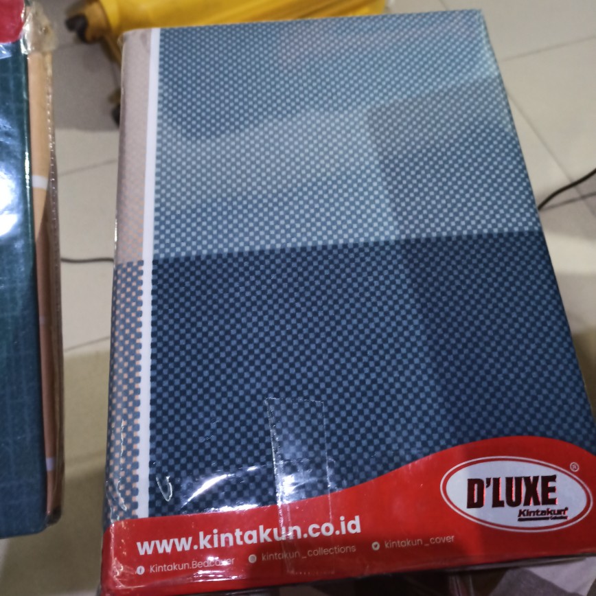 Sprei Single Kintakun Dluxe Flat 120x200cm/100x200cm T20cm 4kaki/3kaki Motif Minimalis Termurah
