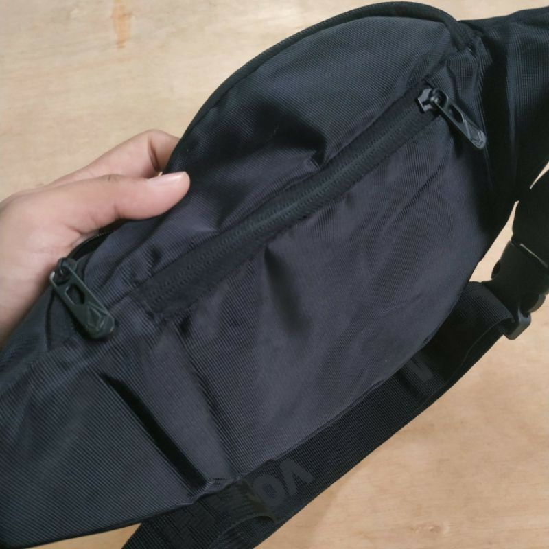 Tas ripcurl logo besi / waistbag ripcurl / tas selempang ripcurl